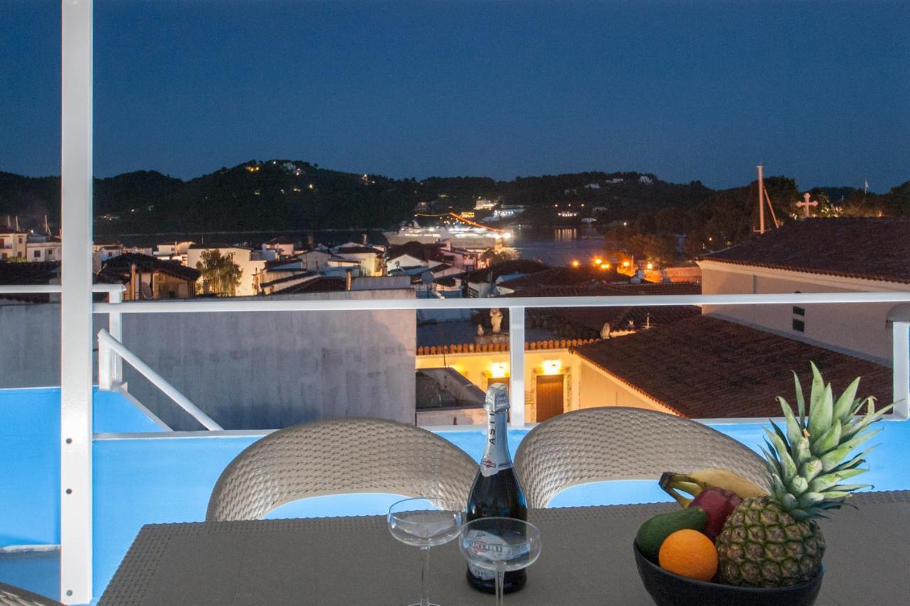 Capolavoro, Boutique Apartment With Unique Rooftop Скиатос Экстерьер фото