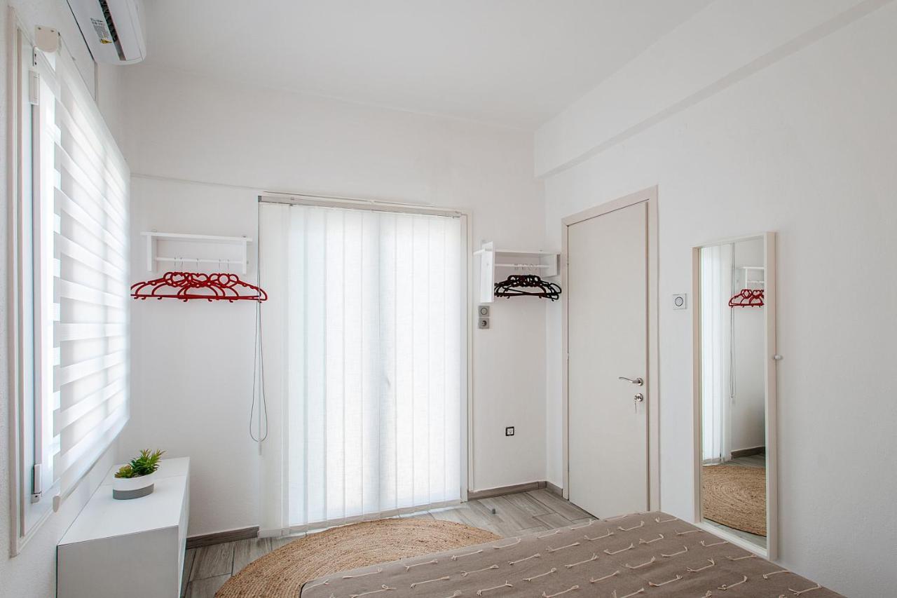 Capolavoro, Boutique Apartment With Unique Rooftop Скиатос Экстерьер фото