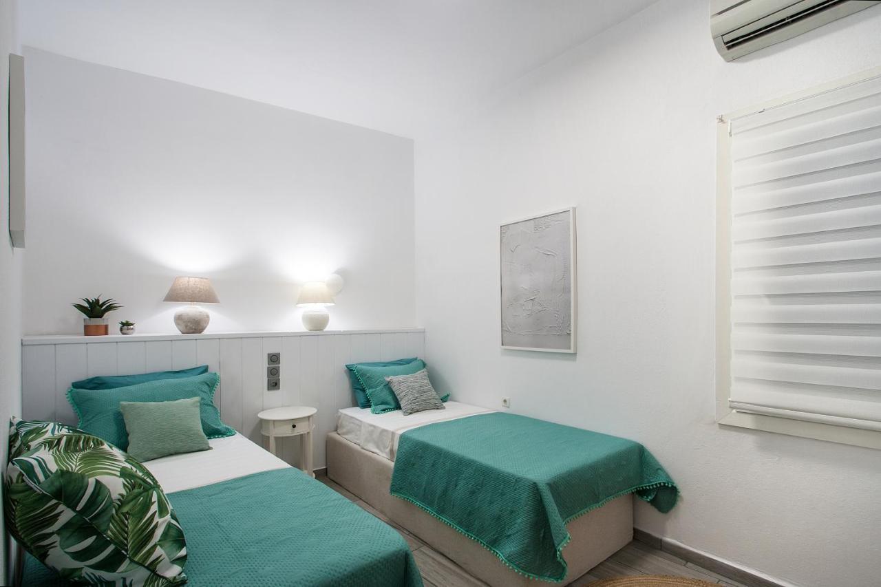 Capolavoro, Boutique Apartment With Unique Rooftop Скиатос Экстерьер фото