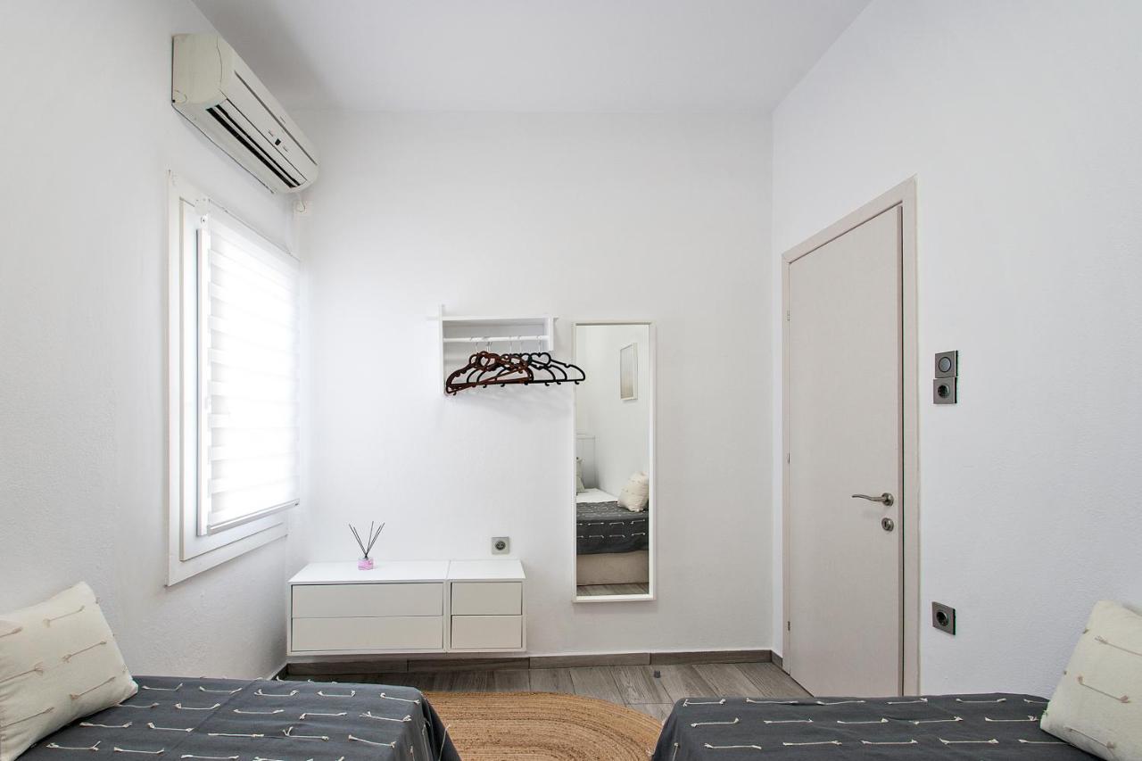 Capolavoro, Boutique Apartment With Unique Rooftop Скиатос Экстерьер фото