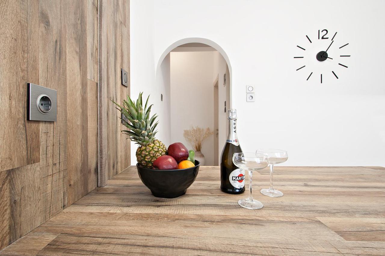 Capolavoro, Boutique Apartment With Unique Rooftop Скиатос Экстерьер фото