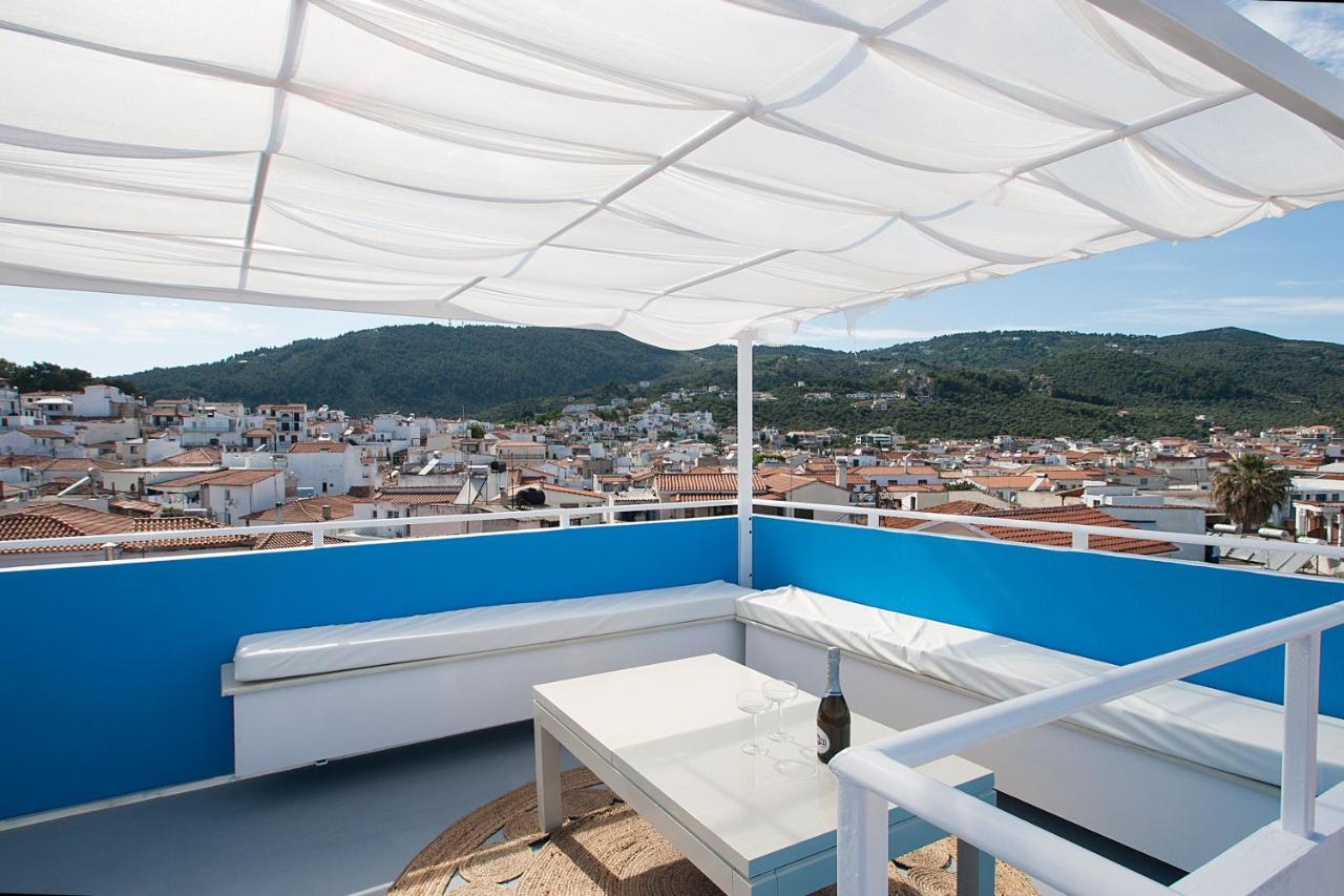 Capolavoro, Boutique Apartment With Unique Rooftop Скиатос Экстерьер фото