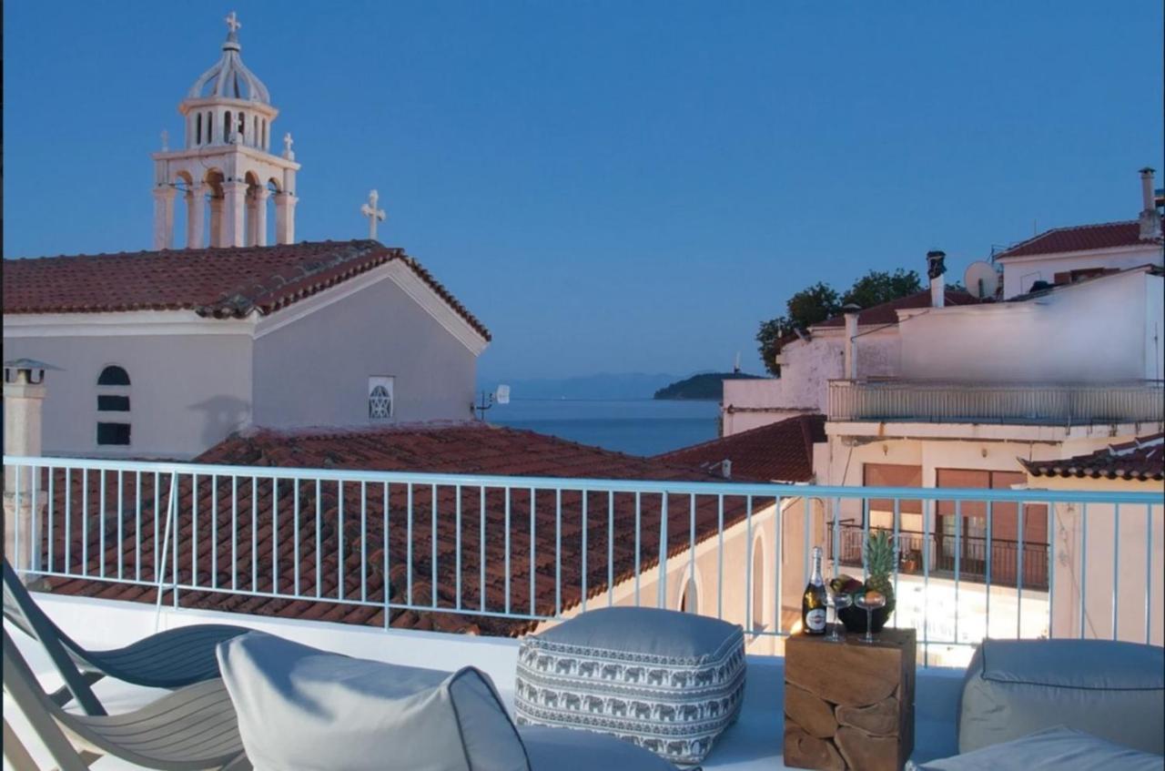 Capolavoro, Boutique Apartment With Unique Rooftop Скиатос Экстерьер фото